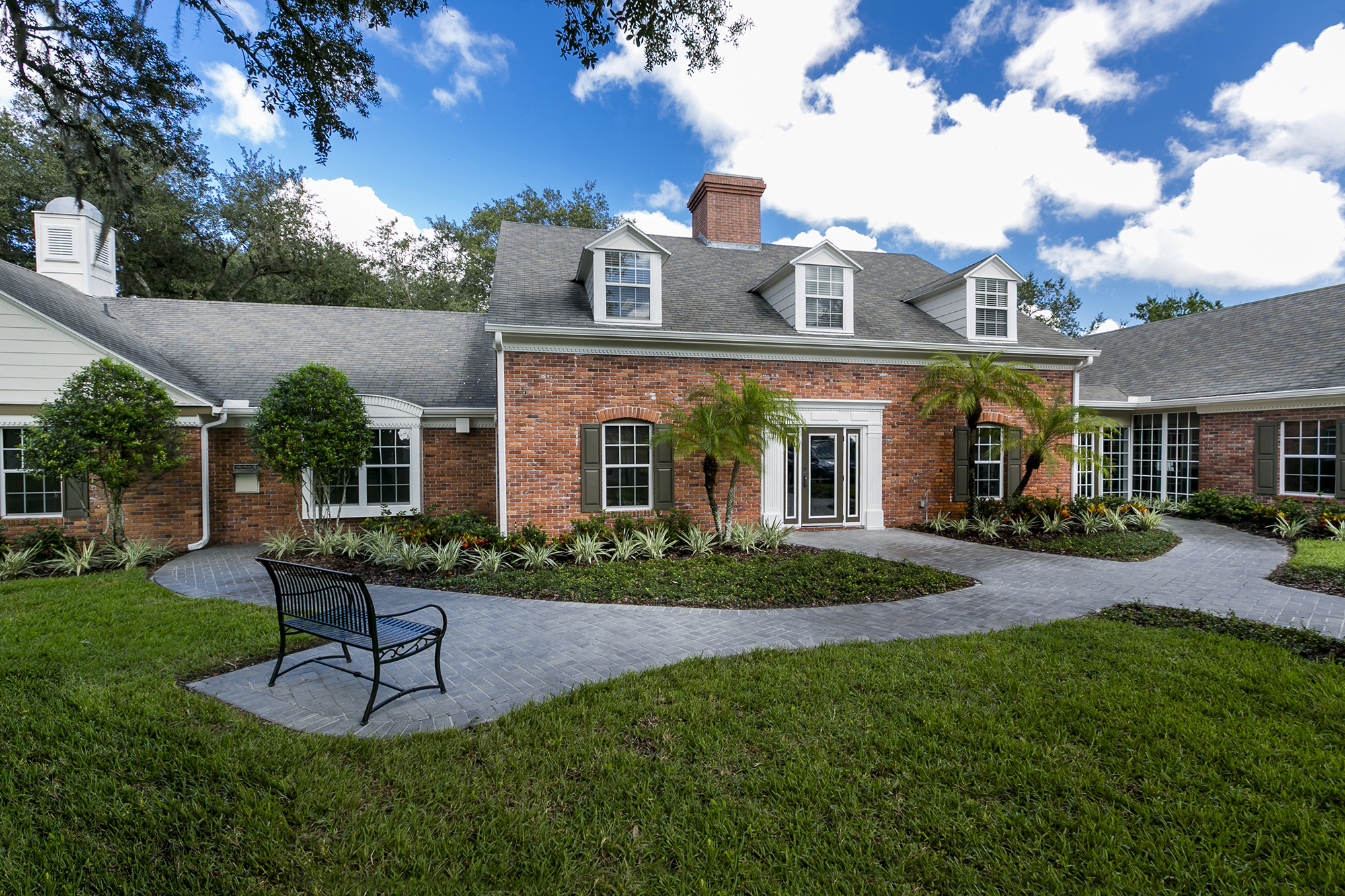 Lakewood Shores Apartments in Brandon, FL