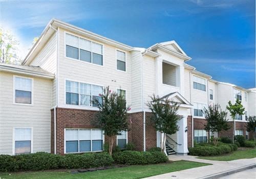 Newnan Crossing Newnan Crossing Community Thumbnail 1