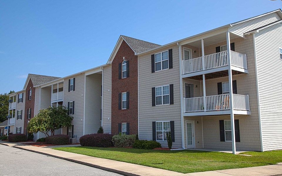 South Main Apartments Apartments in Hope Mills, NC