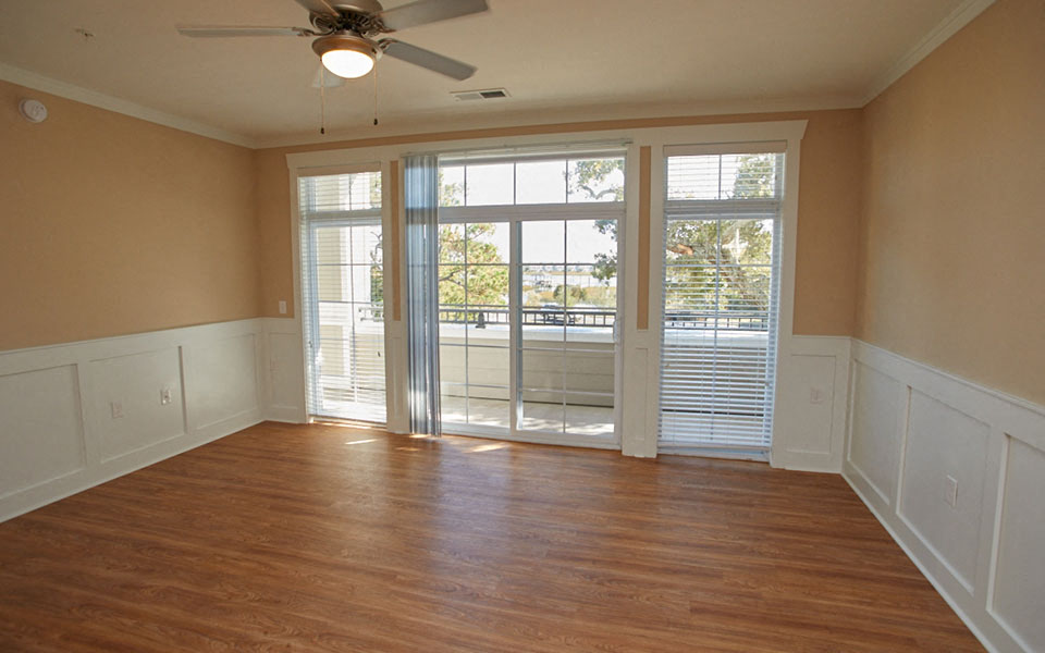 Photos and Video of Grand View Luxury Apartments in Wilmington, NC