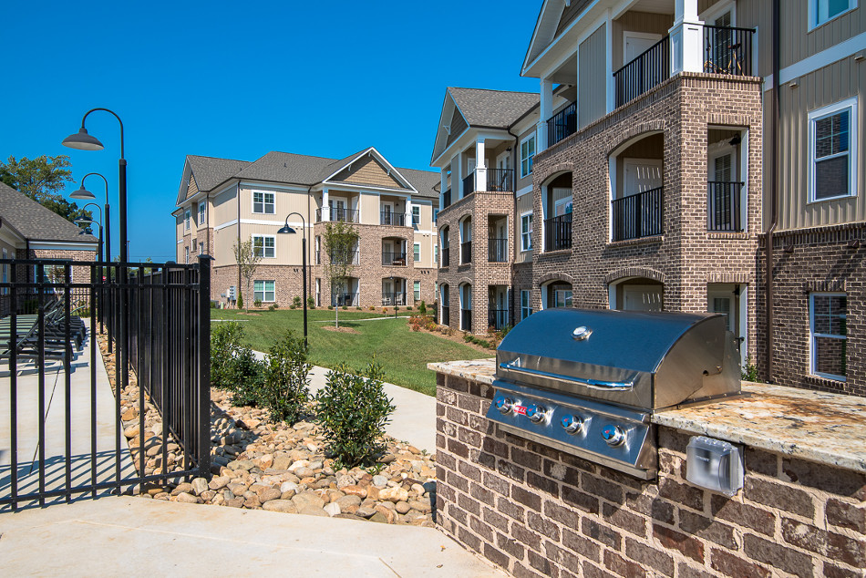 New Luxury Apartments in Jamestown, NC Millis and Main