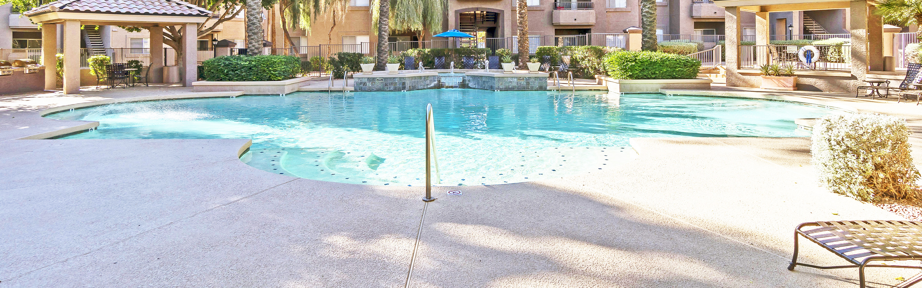 Sonterra Apartments At Paradise Valley Apartments In Phoenix Az
